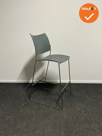 Barkruk - Casala Curvy - Grijs - zithoogte 77cm, Vergader- of Presentatieruimte, Ophalen of Verzenden, Gebruikt, Stoel