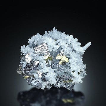 GEEN minimumprijs. QUARTZ, GALENA, CHALCOPYRITE, SPHALERITE