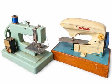 Naaimachine - Metaal - Set van twee speelgoednaaimachines
