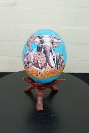 carved Ostrich Egg Giraffe Taxidermie volledige montage -, Nieuw