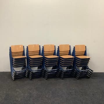 complete set 20 stuks schoolstoelen Presikhaaf (gele stip),, Huis en Inrichting, Stoelen, Ophalen of Verzenden, Gebruikt, Hout