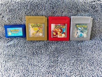 Nintendo - Gameboy Classic - Pokémon Gold; Pokémon Red;, Nieuw