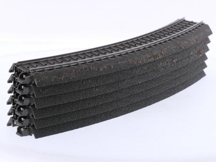 Schaal H0 Märklin 24230 Gebogen rail R2 437,5 mm (C-rails.., Hobby en Vrije tijd, Modeltreinen | H0, Wisselstroom, Analoog, Gebruikt