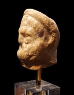 Oud-Grieks - Een keramisch hoofd van een man met baard