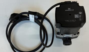 Grundfos cv pomp UPM3 HYBRID 15-70 CIL3 ACA € 95,00, Ophalen of Verzenden, Zo goed als nieuw, Overige typen, Hoog rendement (Hr)