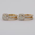 Zonder minimumprijs - Huggie oorbellen - 14 karaat Geel goud, Sieraden, Tassen en Uiterlijk, Antieke sieraden