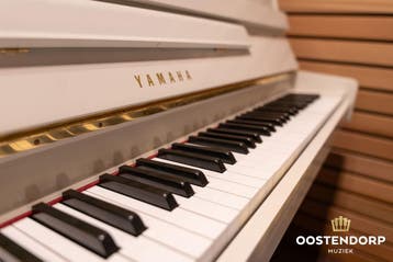 Yamaha C108 WH messing piano - 5203100, Zo goed als nieuw, Wit