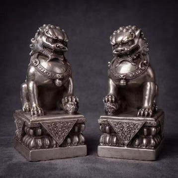 Groot formaat paar foo dogs - Brons - China (Zonder, Antiek en Kunst