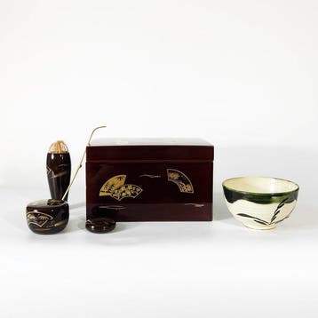 Theekistje / doosje - Houten basis met Urushi-lak, Maki-e,