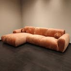 Hoekbank Nova Terra Terracotta Bruin €1499, Direct leverbaar, Verzenden, Hoekbank, Vierpersoons of meer, 300 cm of meer