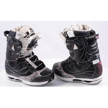37 snowboard schoenen NORTHWAVE DEVINE, super lace, TF3 line, Sport en Fitness, Verzenden, Gebruikt