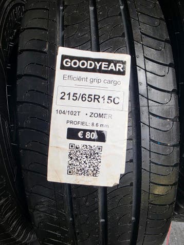215/65r15C Goodyear .4 Demo Banden Dot23, Ophalen, 215 mm, 15 inch, Nieuw
