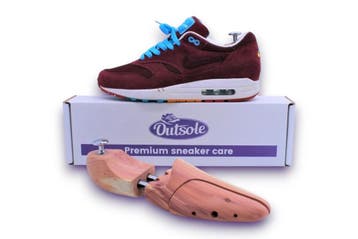Premium cederhouten schoenspanner, Ophalen of Verzenden, Nieuw, Outsole, Sneakers of Gympen