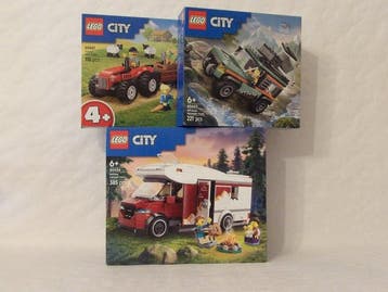 Lego Set - City - Camper per le vacanze; Camion fuoristrada, Nieuw