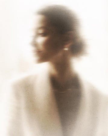 Marta Romashina - Sfumato / Self-portrait