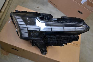 Volvo EX30 koplamp led rechts steuntje afgebroken 80000628, Auto-onderdelen, Verlichting, Ophalen of Verzenden, Gebruikt, Volvo