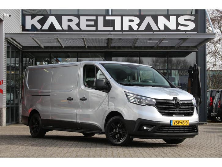 Renault Trafic | Zakelijke Lease v.a. €295.5 pm, Auto's, Bestelauto's, Lease, Automaat, Diesel, Zilver of Grijs, Renault, Financial lease