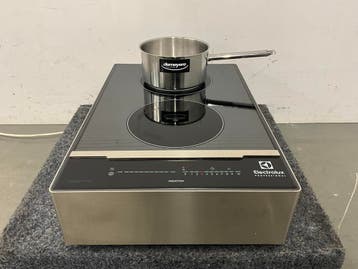 Electrolux Dubbele inductie kookplaat - Deltahoreca, Verzenden, Gebruikt