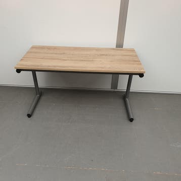 Ahrend zeer degelijk klein bureau NIEUW blad - 140x70 cm, Ophalen of Verzenden, Nieuw