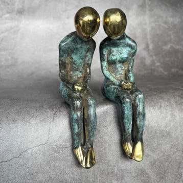 sculptuur, Sooka Interior - Bronze sitting couple -