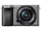 Sony A6000 - Camera met lens - 24,3Mpx CMOS APS-C - Grijs, Audio, Tv en Foto, Fotocamera's Digitaal, Verzenden, Zo goed als nieuw