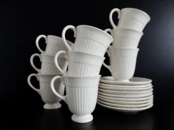 Wedgwood - Kop en schotel (9) - Briar rose Windsor -