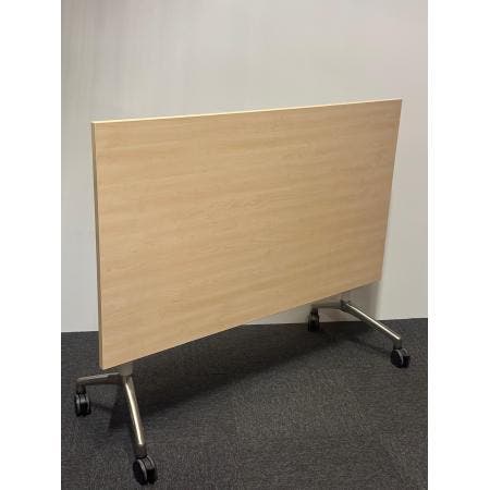 (MDK-107313) Wilkhahn verrijdbare klaptafel – 140x80 cm (., Huis en Inrichting, Bureaus, Gebruikt, Ophalen of Verzenden