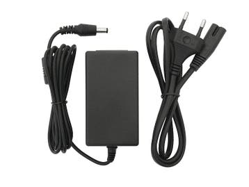 Adapter 12-volt 5 ampère - 5.5x2.1mm, Ophalen of Verzenden, Nieuw