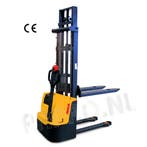 Stapelaar elektrisch hefhoogte 3600MM nieuw, Zakelijke goederen, Machines en Bouw | Heftrucks en Intern transport, 1000 tot 2000 kg