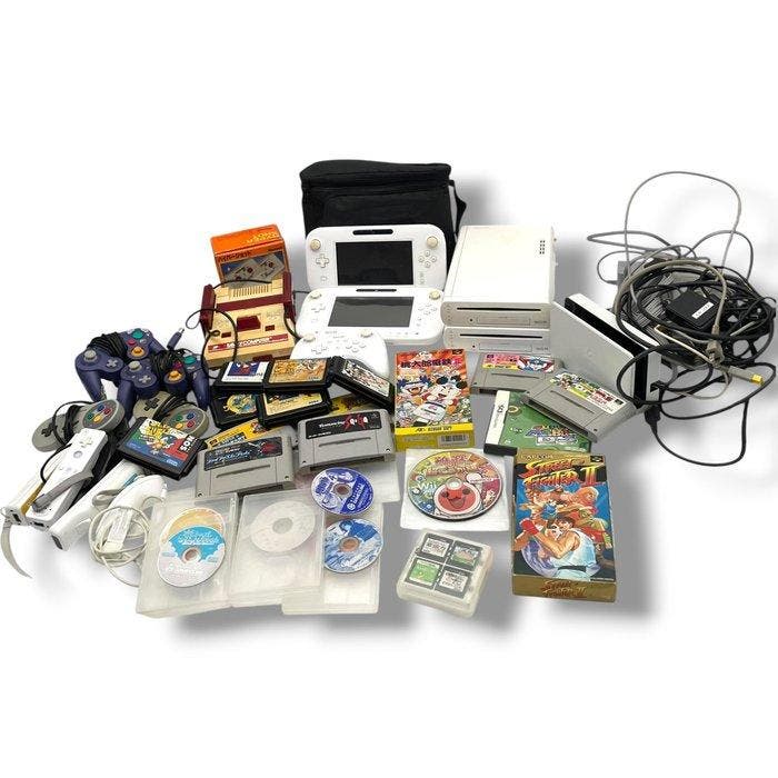 Nintendo, Sega, Capcom - Wii u - Multi-Generation Nintendo, Spelcomputers en Games, Spelcomputers | Overige Accessoires