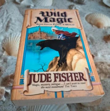 Jude Fisher - Wild Magic - Fools Gold - English, Boeken, Zo goed als nieuw, Jude Fisher