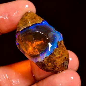 Opaal 8,4 g Natuurlijk Ethiopisch Blauwe Vuuropaal Ruw,