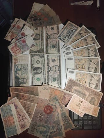 Wereld. - 31 banknotes - various dates (Zonder minimumprijs), Postzegels en Munten, Bankbiljetten | Europa | Niet-Eurobiljetten