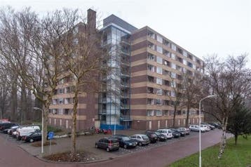 Te Huur 4 Kamer Appartement Fluitekruidweg In Zaandam, Direct bij eigenaar, Noord-Holland, Zaandam, Appartement