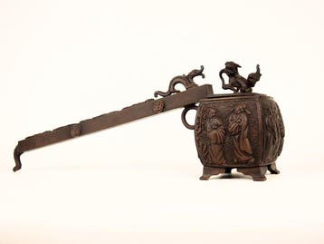 Mark in the Xuande years of the Great Ming  - Very, Antiek en Kunst