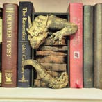 Book nook dragon on book - bookshelf fantasy decor, Verzenden, Nieuw