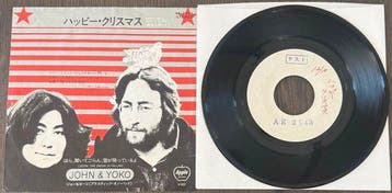 John & Yoko - Happy Xmas (War Is Over) / Listen, The Snow Is, Nieuw in verpakking
