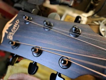 OCCASION Bromo BAT1M Dreadnought | Music Department, Ophalen, Zo goed als nieuw