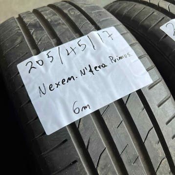 2 x Nexen 205-45-17 Zomerbanden 6mm, Gebruikt, 17 inch, Band(en), Personenwagen