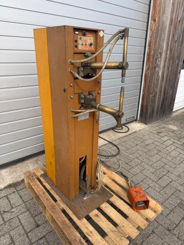 ARO puntlasapparaat puntlasmachine puntlas apparaat 15 kVA, Gebruikt, Overige typen