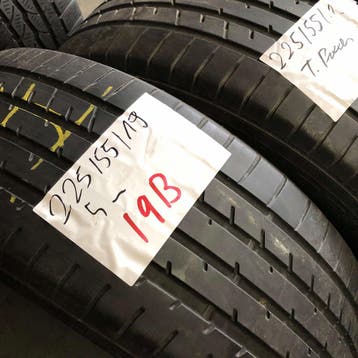 2 x Toyo 225-55-19 Zomerbanden 5mm, Auto-onderdelen, Banden en Velgen, 19 inch, Gebruikt, Ophalen of Verzenden, Band(en)