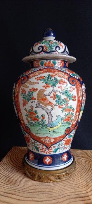 dekselvaas - Porselein, Brons - Japan - Antieke Imari