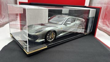 BBR 1:12 - Modelauto - Ferrari 812 Competizione 1/12 Coburn, Nieuw