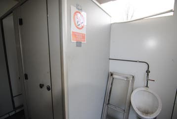 Toitletunit 3x2,4m. HS-1253, Verzenden
