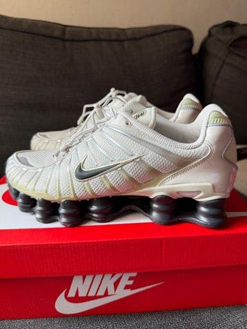 Nike - Shox TL - Sneakers - Maat: EU 43, Nieuw