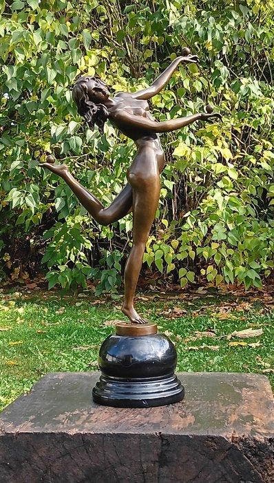 pierre collinet - sculptuur, acrobatische vrouw - 55 cm -, Antiek en Kunst, Kunst | Designobjecten