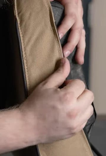 Voormontage Stoelbekledingshoes op schuimdeel autostoel, Antiek en Kunst, Antiek | Woonaccessoires, Ophalen of Verzenden