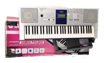 Yamaha - PSR-E323 (004) - - Keyboard - 2009 (Zonder, Nieuw