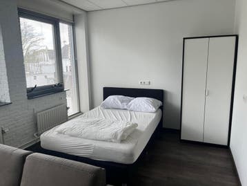 Te huur: Studio Wierdensestraat in Almelo, Almelo, Overijssel