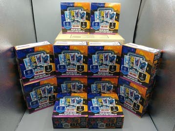 2020/21 Topps Match Attax 12 boxes in original bigbox x 30, Nieuw